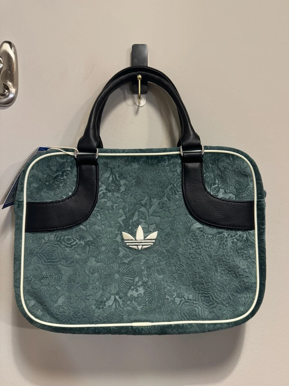 Adidas Original x Liberty London AirLiner Bag in Green Floral Print  JX3195